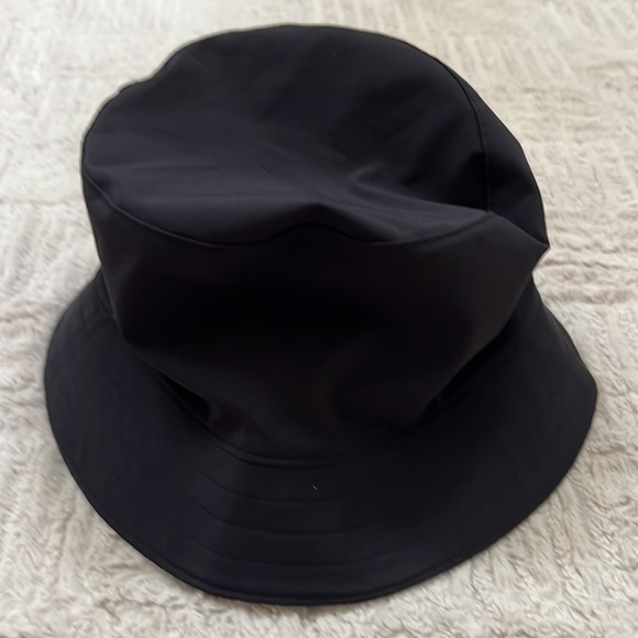 Lululemon Both Ways Reversible Bucket Hat - Black & Camo Deep Coal Multi, EUC - Picture 8 of 16